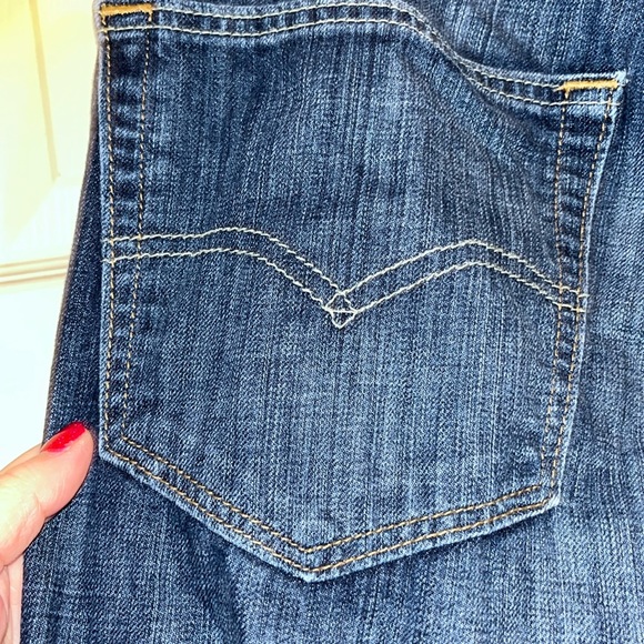 EUC—Men’s 505 Levi’s 36x29–Super Soft—Zip Fly - Picture 2 of 10